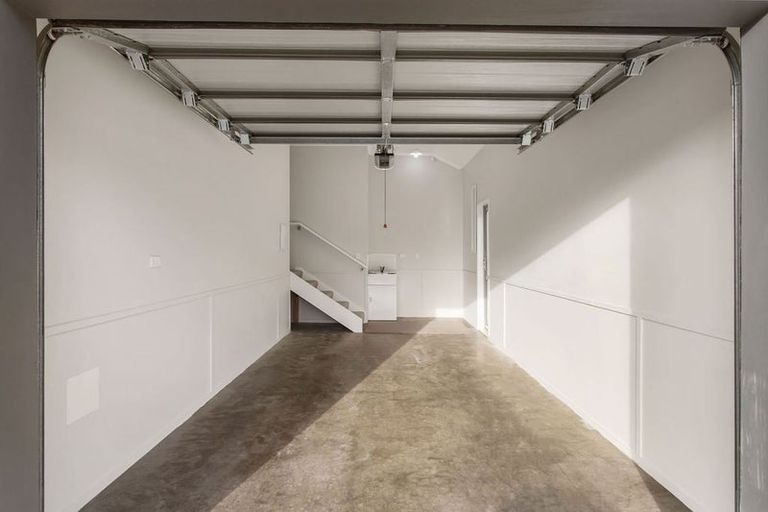 Photo of property in 1/34 Niven Street, Avondale, Christchurch, 8061