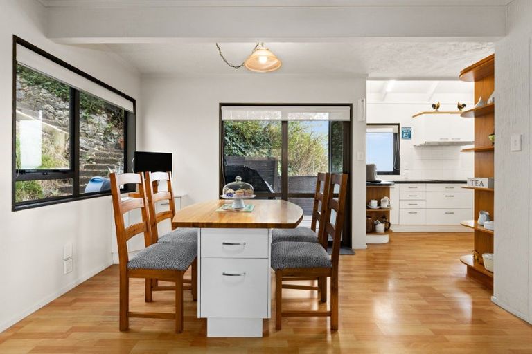 Photo of property in 15 Hornsey Road, Bluff Hill, Napier, 4110