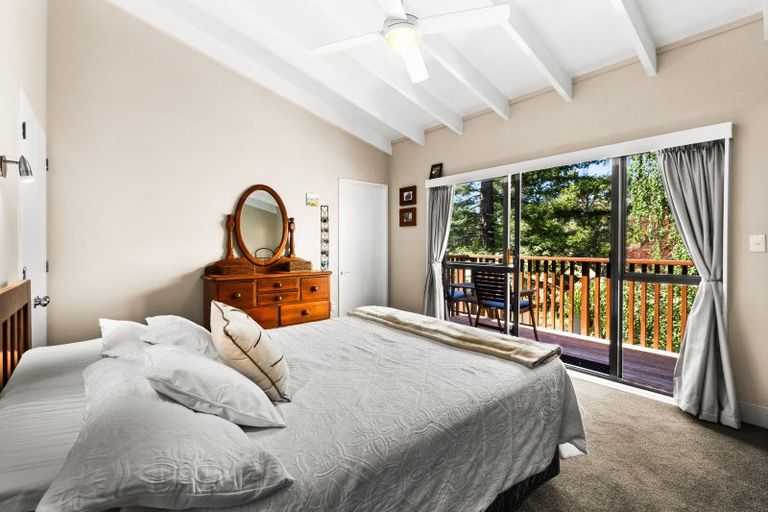 Photo of property in 82 Tauroa Road, Havelock North, 4130