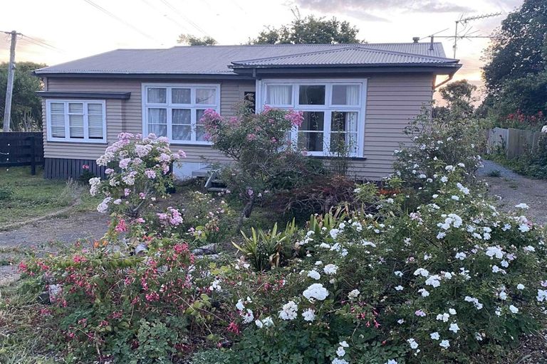 Photo of property in 1218 Great South Road, Runciman, Drury, 2578