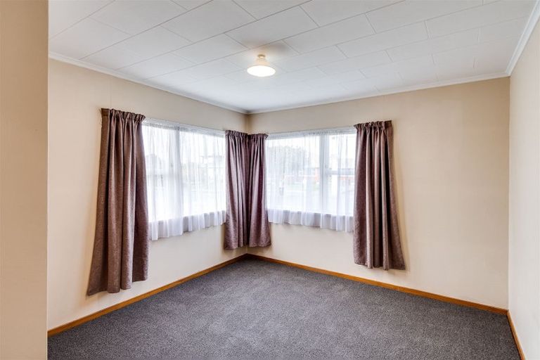 Photo of property in 10 Trevelyan Street, Onekawa, Napier, 4110