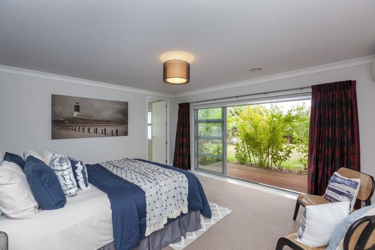 Photo of property in 9 Otupoa Way, Paraparaumu, 5032