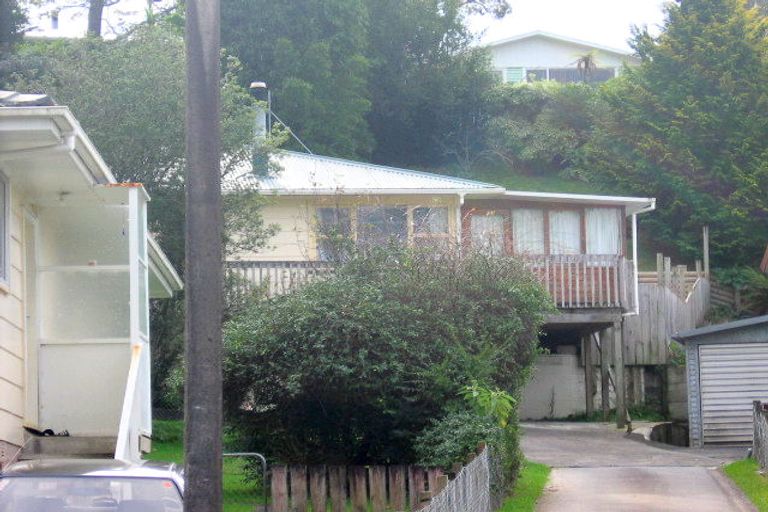 Photo of property in 13 Sunline Avenue, Massey, Auckland, 0614