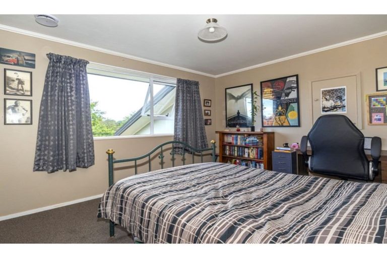 Photo of property in 70 Halstead Road, Pleasant Point, 7903