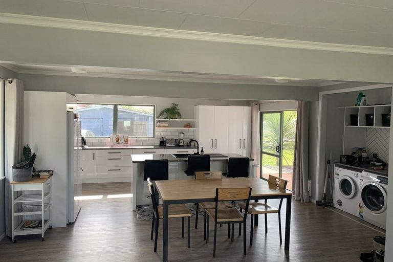 Photo of property in 79 Sutherland Crescent, Westbrook, Palmerston North, 4412