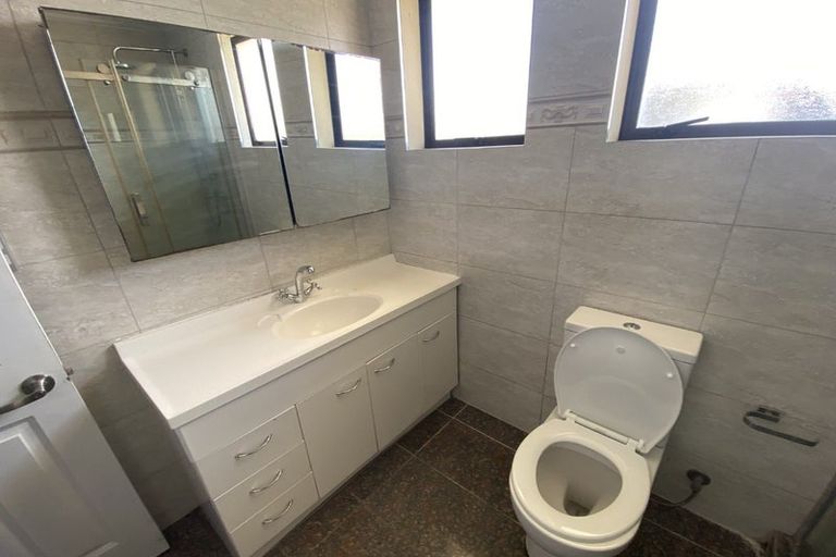 Photo of property in 20 Henwood Road, Mangere East, Auckland, 2024