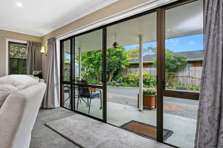 Photo of property in 3 Longfellow Street, Leamington, Cambridge, 3432