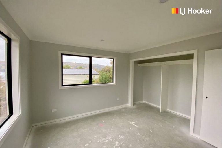 Photo of property in 7a Athol Place, Ravensbourne, Dunedin, 9022
