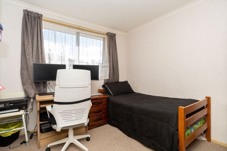 Photo of property in 23 Pointon Glade, Grandview Heights, Hamilton, 3200