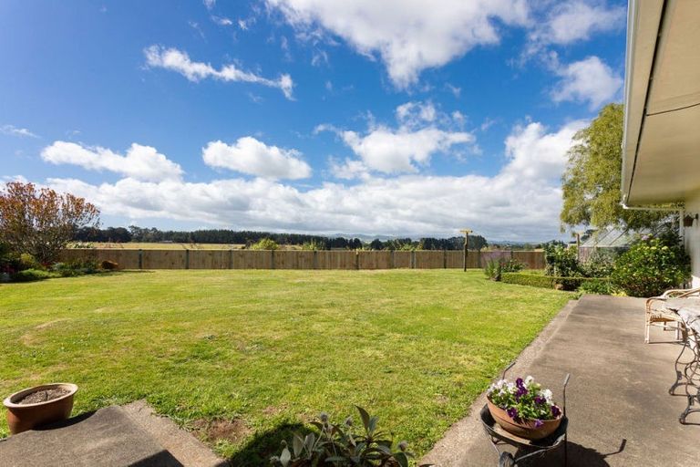 Photo of property in 63 Mcphee Street, Dannevirke, 4930