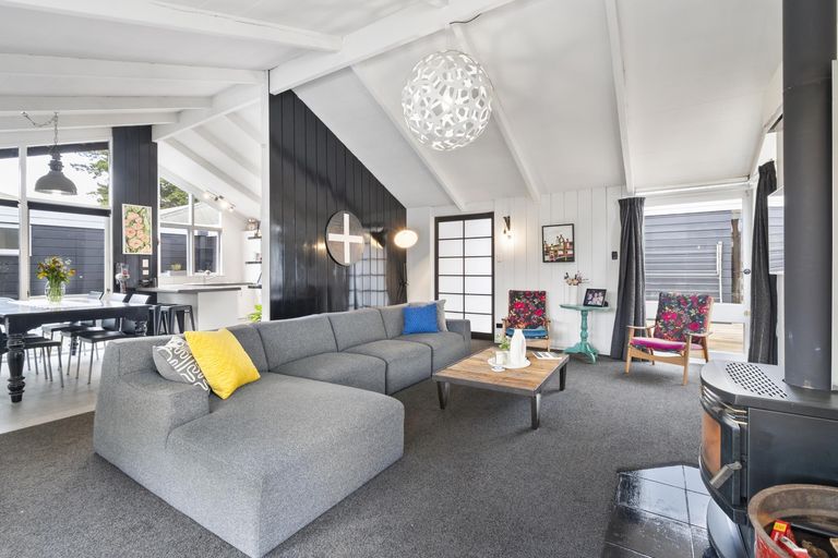 Photo of property in 28 Moerangi Street, West End, Palmerston North, 4410