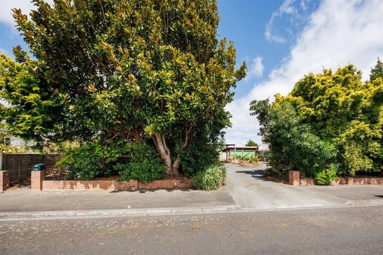 Photo of property in 37 Follett Street, Marton, 4710