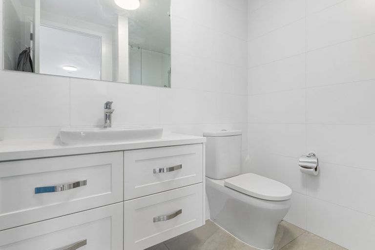 Photo of property in 229 Hibiscus Drive, Orewa, 0931