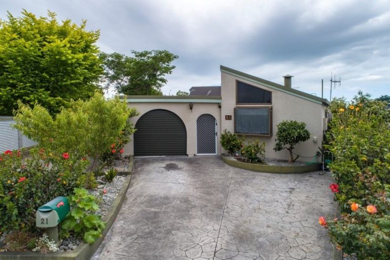 Photo of property in 21 Leeds Place, Tamatea, Napier, 4112