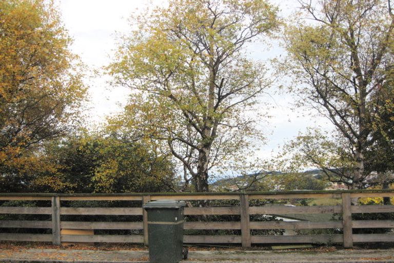 Photo of property in 8 Saint Andrew Place, Balclutha, 9230