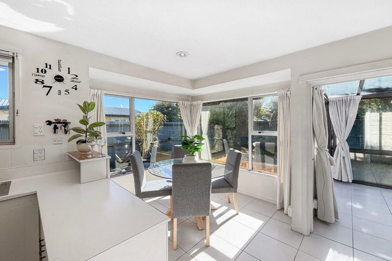 Photo of property in 2/59 Gardiners Road, Bishopdale, Christchurch, 8051