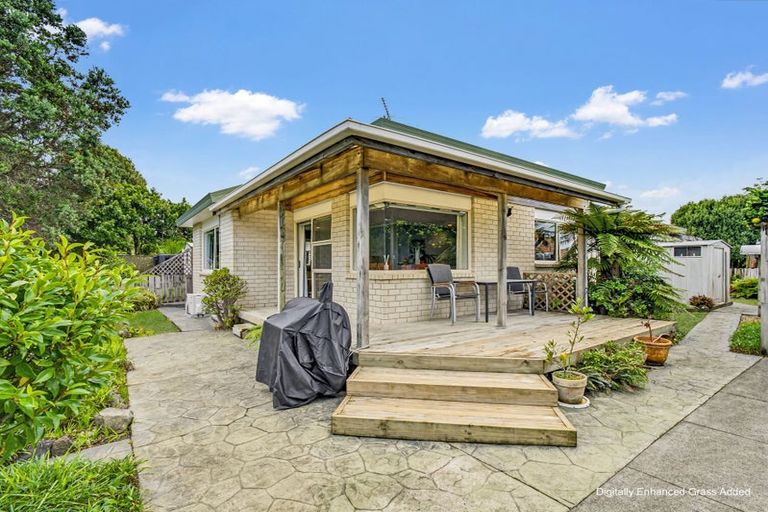 Photo of property in 19b Mcgowan Place, Orewa, 0931