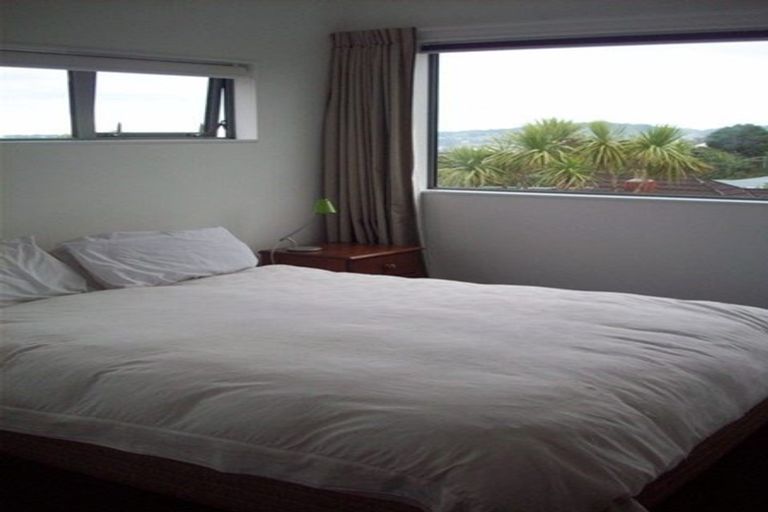 Photo of property in 1 Lakshmi Place, Khandallah, Wellington, 6035