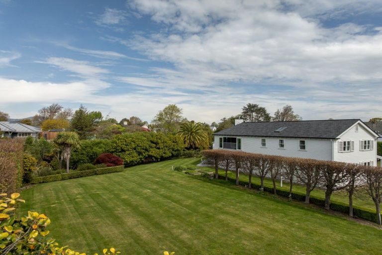 Photo of property in 9 Pentlow Place, Fendalton, Christchurch, 8052