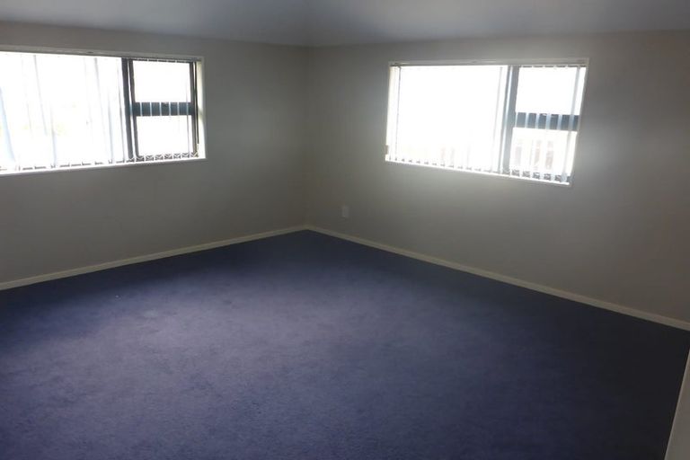 Photo of property in 53a Tauhinu Road, Miramar, Wellington, 6022