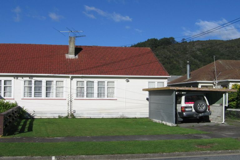 Photo of property in 12 Watkins Grove, Taita, Lower Hutt, 5011