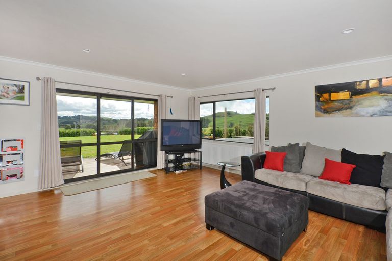 Photo of property in 66 Paparoa Road, Mangapai, Whangarei, 0178