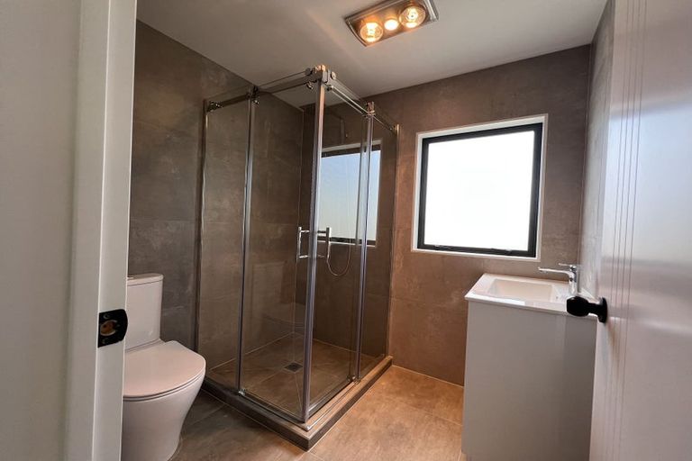 Photo of property in 5c Cosy Place, Howick, Auckland, 2014