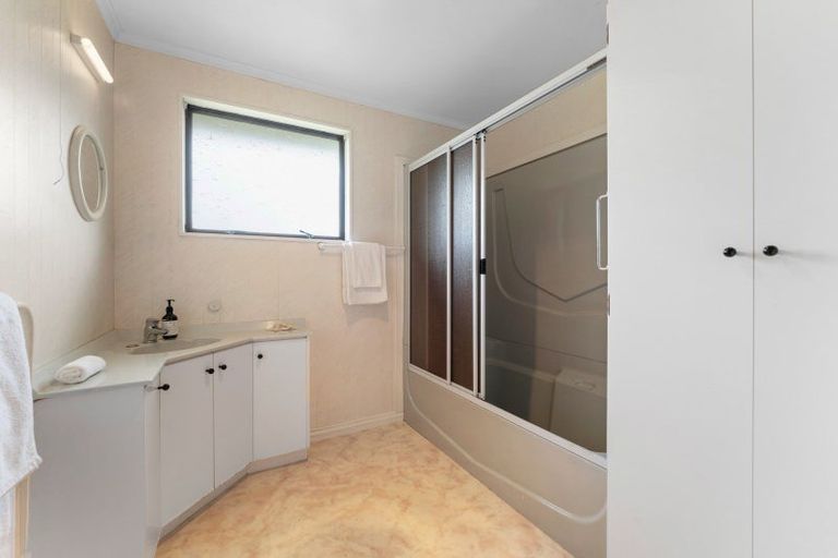 Photo of property in 30 Queen Street, Brighton, Dunedin, 9035