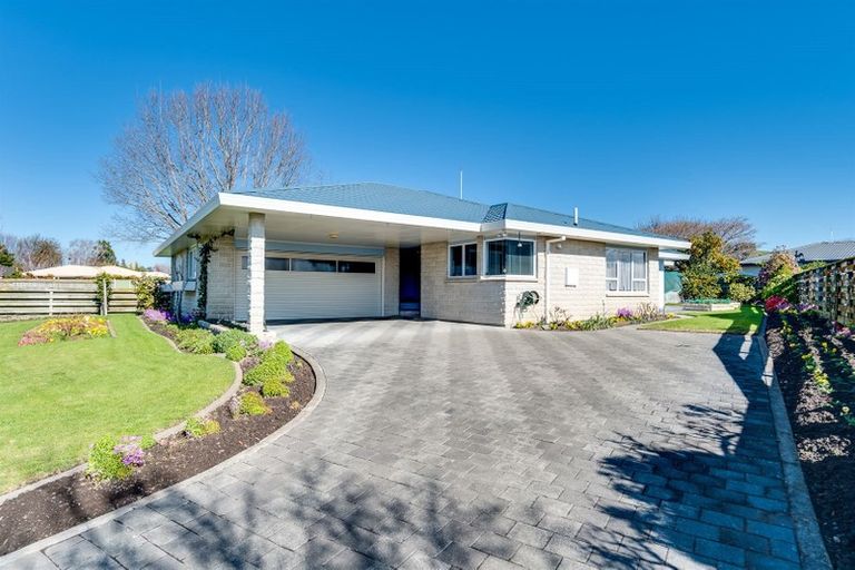 Photo of property in 27 Whiting Crescent, Greenmeadows, Napier, 4112