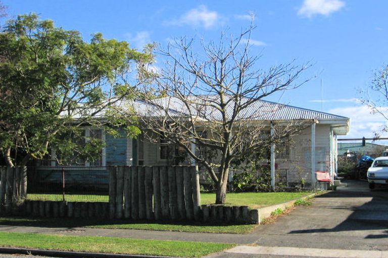 Photo of property in 41 Neal Crescent, Onekawa, Napier, 4110