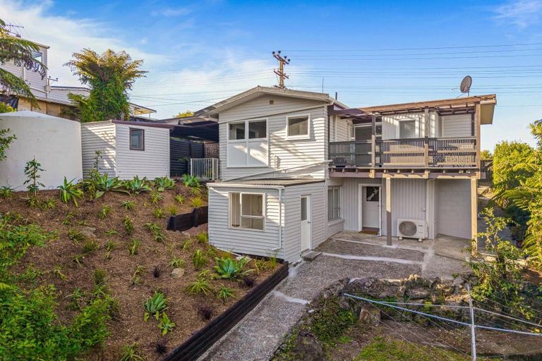 Photo of property in 77 Brightside Road, Stanmore Bay, Whangaparaoa, 0932