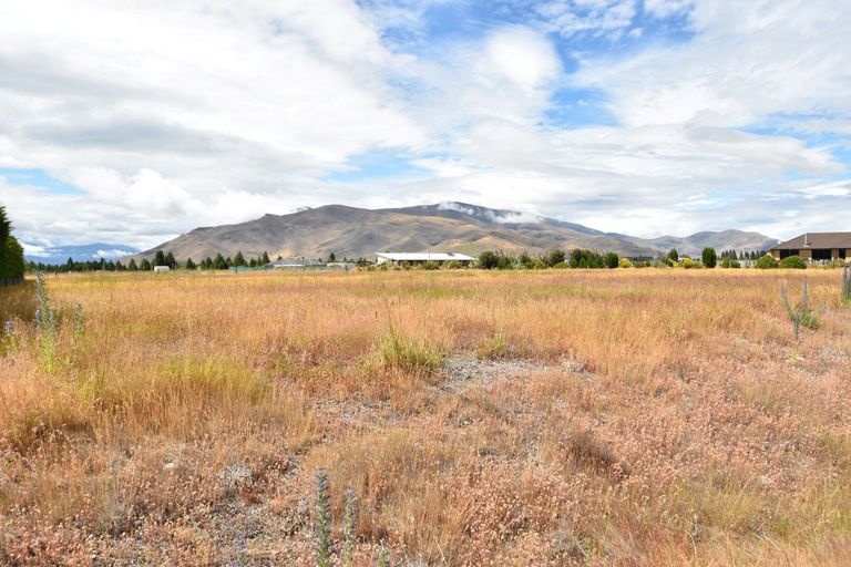 Photo of property in 3 Matukituki Crescent, Twizel, 7901