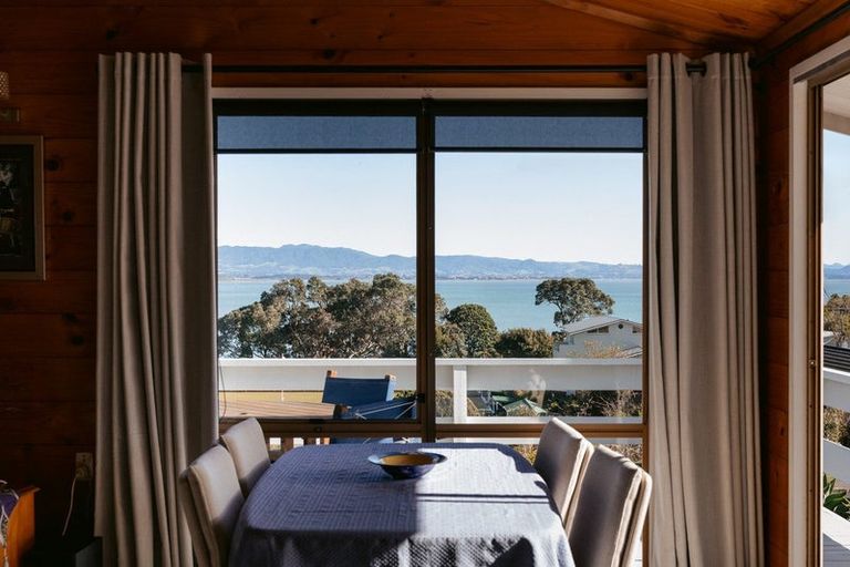 Photo of property in 15 Hamurana Road, Omokoroa, 3114