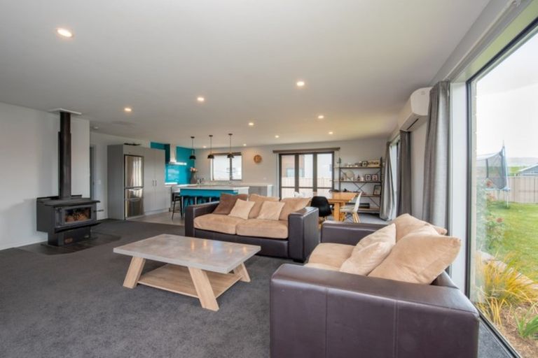 Photo of property in 28 Plunket Street, Omakau, 9376