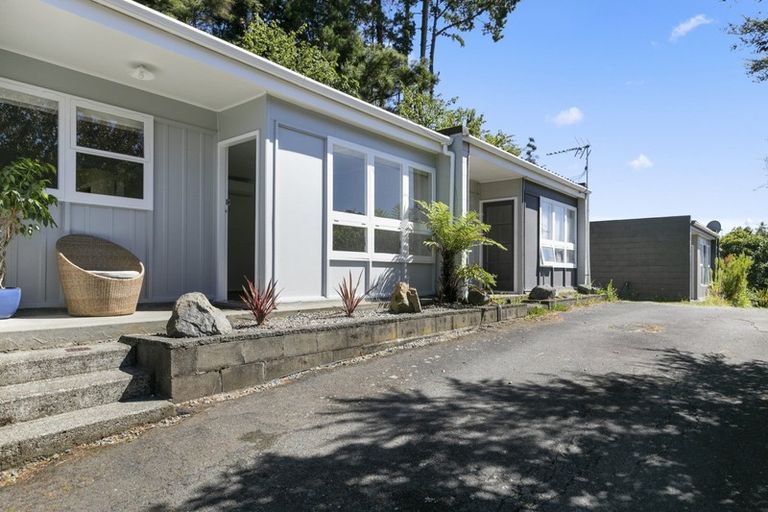 Photo of property in 24a Deller Grove, Silverstream, Upper Hutt, 5019