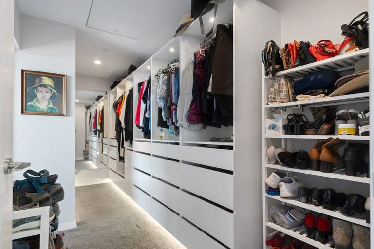 Photo of property in 63 Te Awakura Terrace, Mount Pleasant, Christchurch, 8081