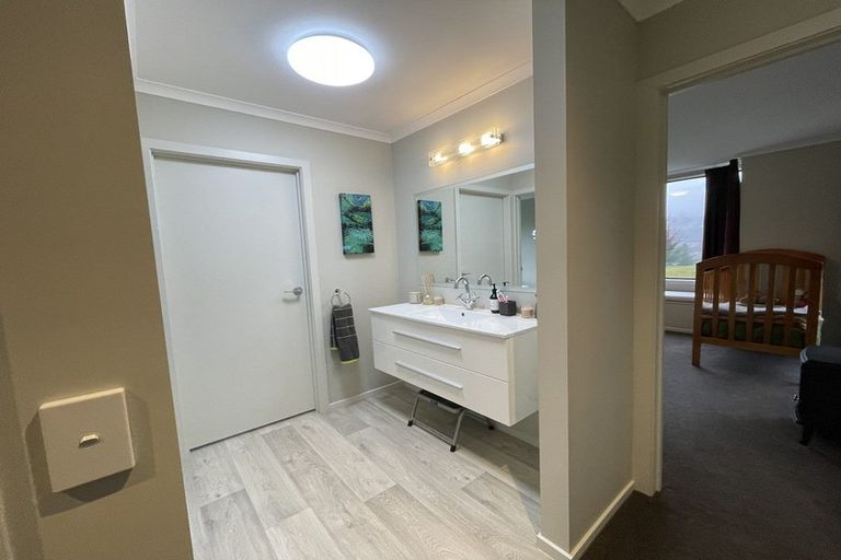 Photo of property in 13 Panners Cove Lane, Cromwell, 9384