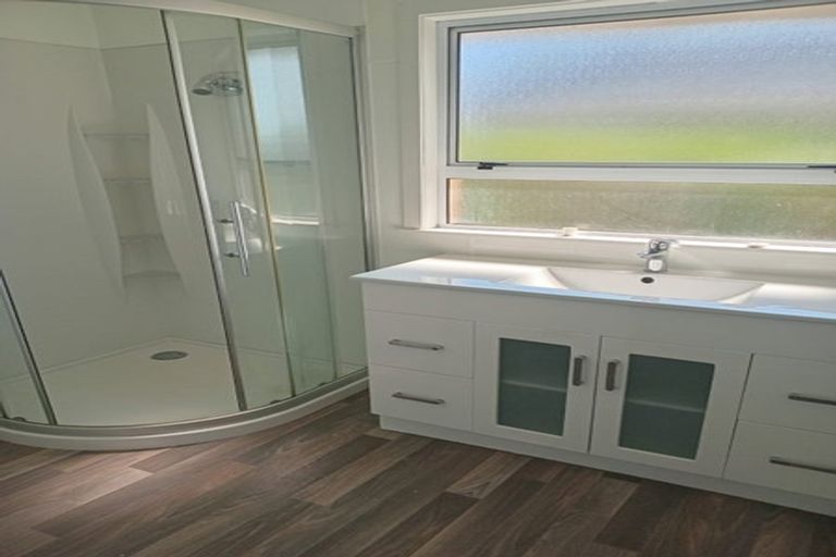 Photo of property in 117 Beach Road, Pahurehure, Papakura, 2113