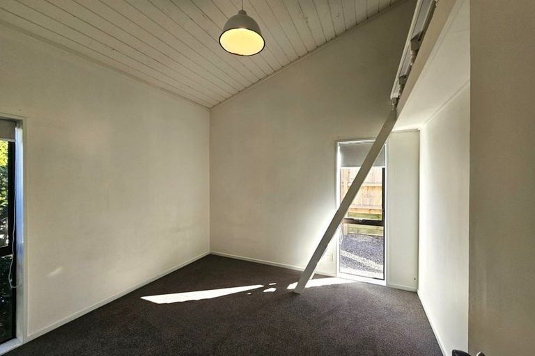 Photo of property in 996 Papamoa Beach Road, Papamoa Beach, Papamoa, 3118