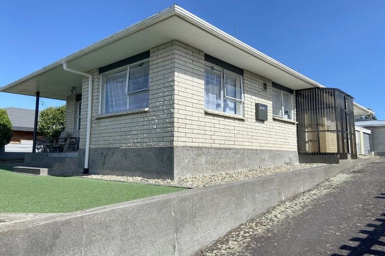 Photo of property in 35a Clemow Road, Fitzroy, New Plymouth, 4312