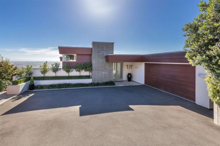 Photo of property in 95 Longhurst Terrace, Cashmere, Christchurch, 8022