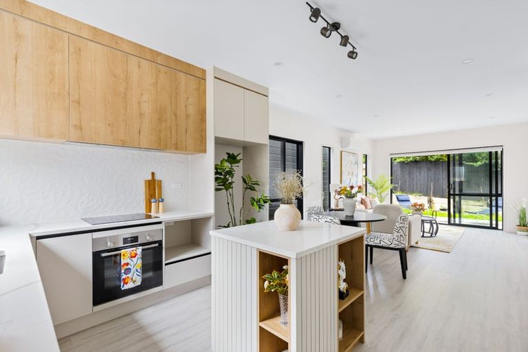 Photo of property in 108d Taikata Road, Te Atatu Peninsula, Auckland, 0610