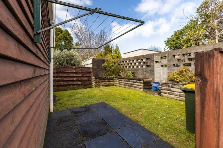 Photo of property in 23 Wesley Avenue, Frankleigh Park, New Plymouth, 4310