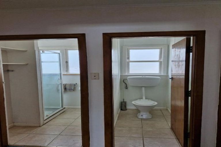 Photo of property in 32 Hine Street, New Plymouth, 4310