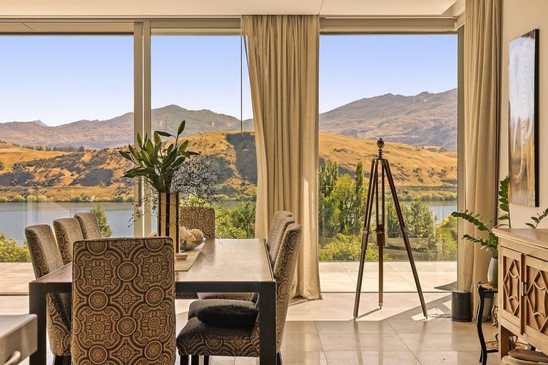 Photo of property in 16 Hayes View Lane, Lake Hayes, Queenstown, 9371