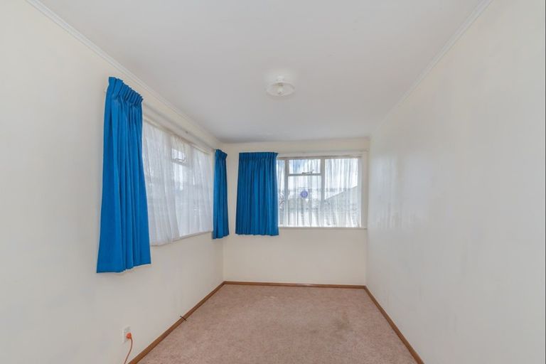 Photo of property in 17 Kauri Street, Levin, 5510