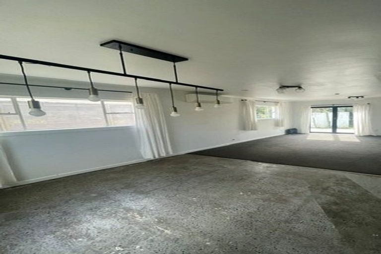 Photo of property in 5 Totara Terrace, Inglewood, 4330
