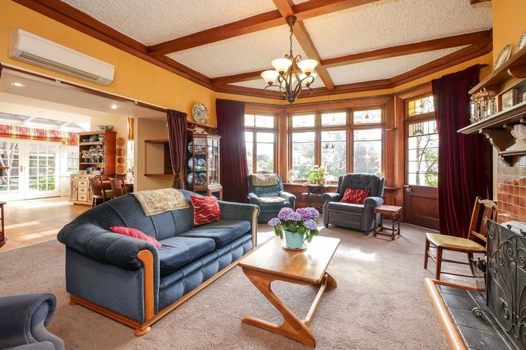 Photo of property in 22 Valpy Street, Saint Clair, Dunedin, 9012