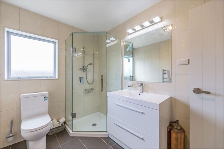 Photo of property in 4 Bella Vista Drive, Gulf Harbour, Whangaparaoa, 0930