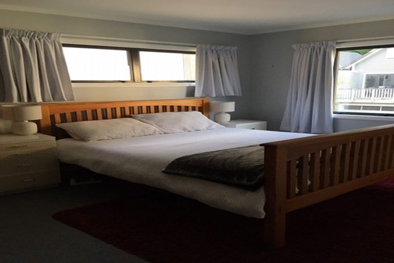 Photo of property in 166a Aro Street, Aro Valley, Wellington, 6021